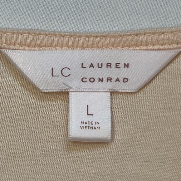 Tank‎ Top Lauren Conrad Floral Crochet Lace Trim Metallic Gold Print Sz L EUC - Picture 8 of 13